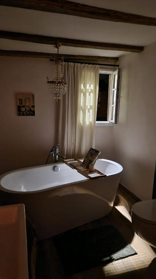 Ferienhaus Das Doemchen Esch Esterno foto